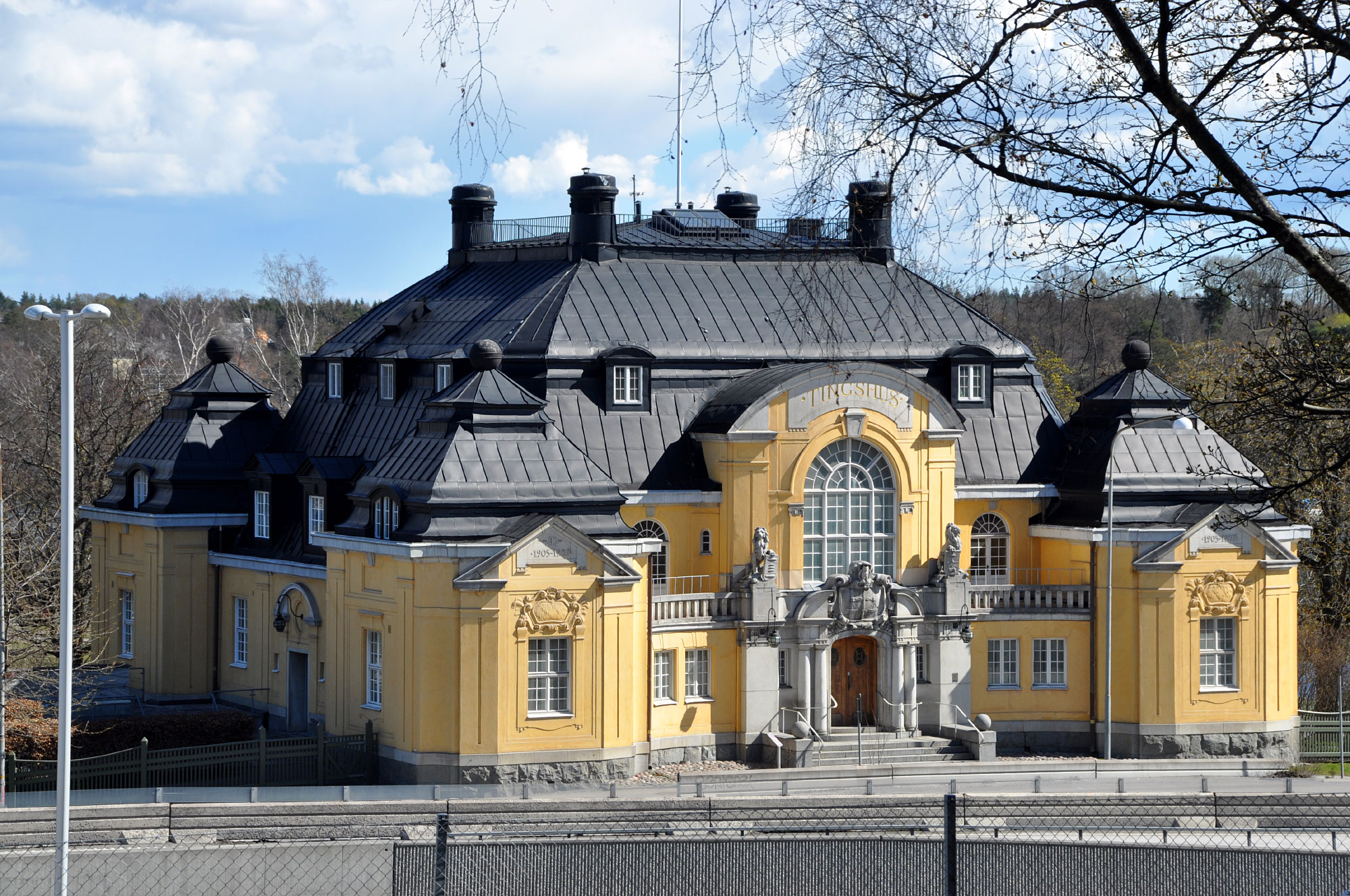Solna, Stockholm (Photo License: CC-BY-SA-3.0)